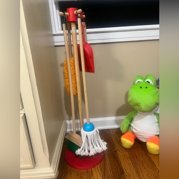 Melissa & Doug Dust! Sweep! Mop! 6pc Wooden Pretend Play Preschool Cleaning Set - Picture 2 of 3